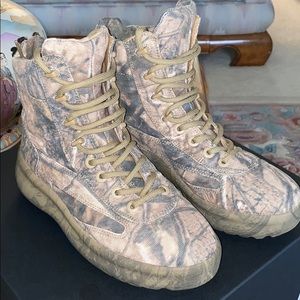 Yeezy (Season 5) Boot